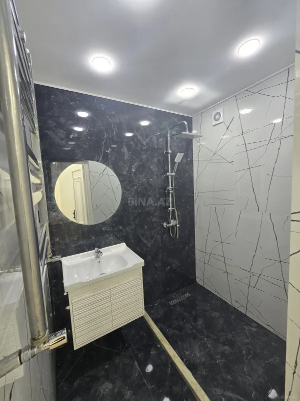 Satılır 2 otaqlı mənzil 70 m²
