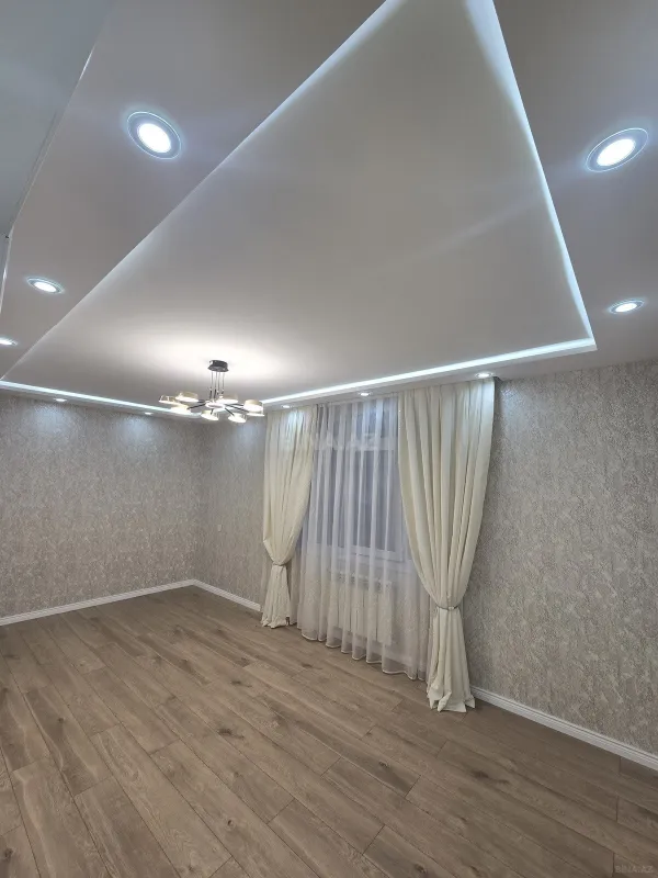 Satılır 2 otaqlı mənzil 70 m²