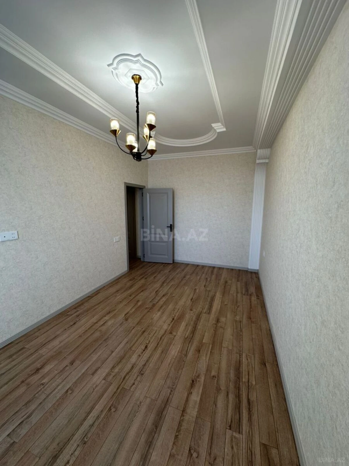 Satılır 3 otaqlı mənzil 90 m²