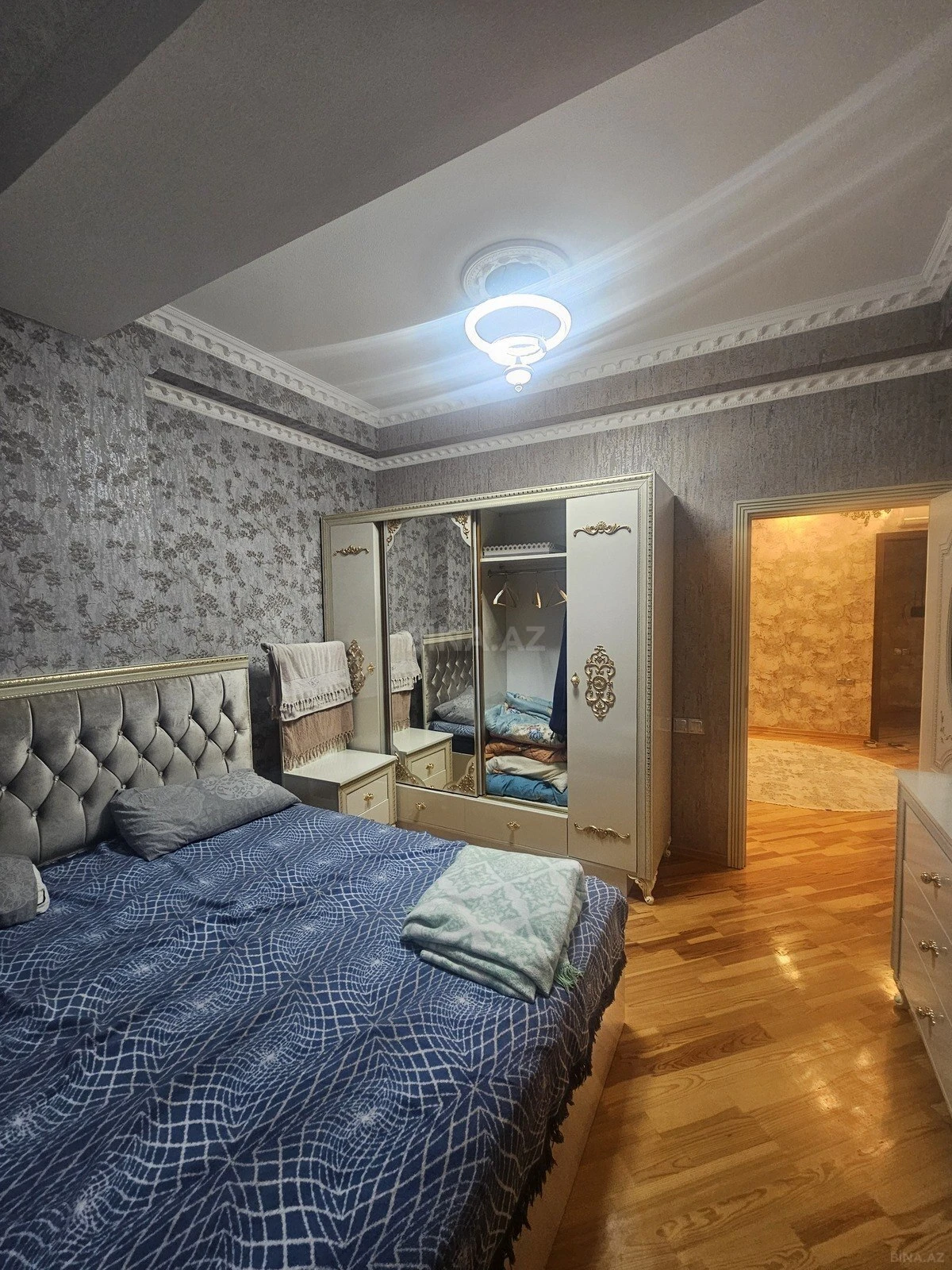 Satılır 1 otaqlı mənzil 62 m²