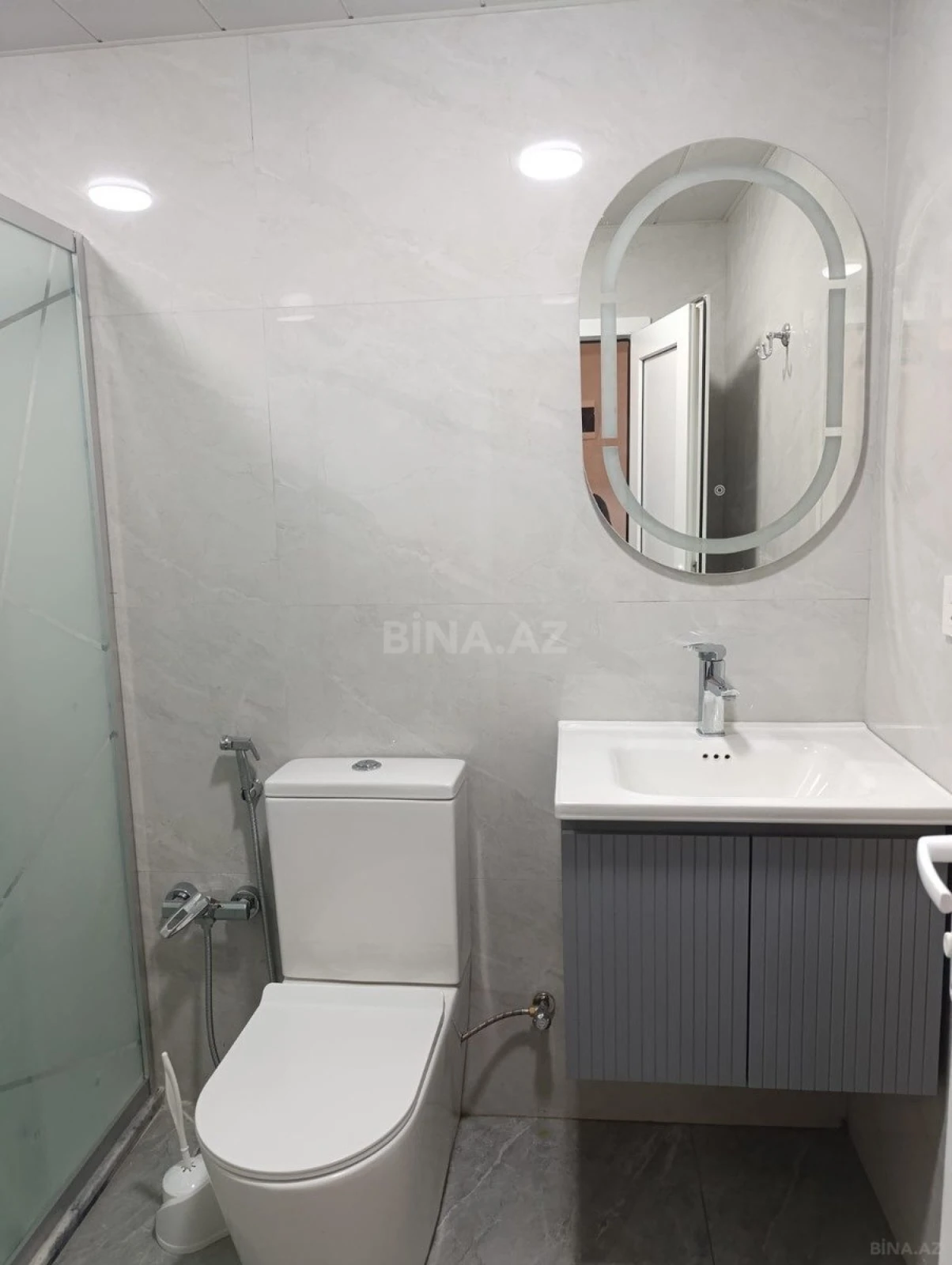 Kirayə verilir 2 otaqlı mənzil 55 m²