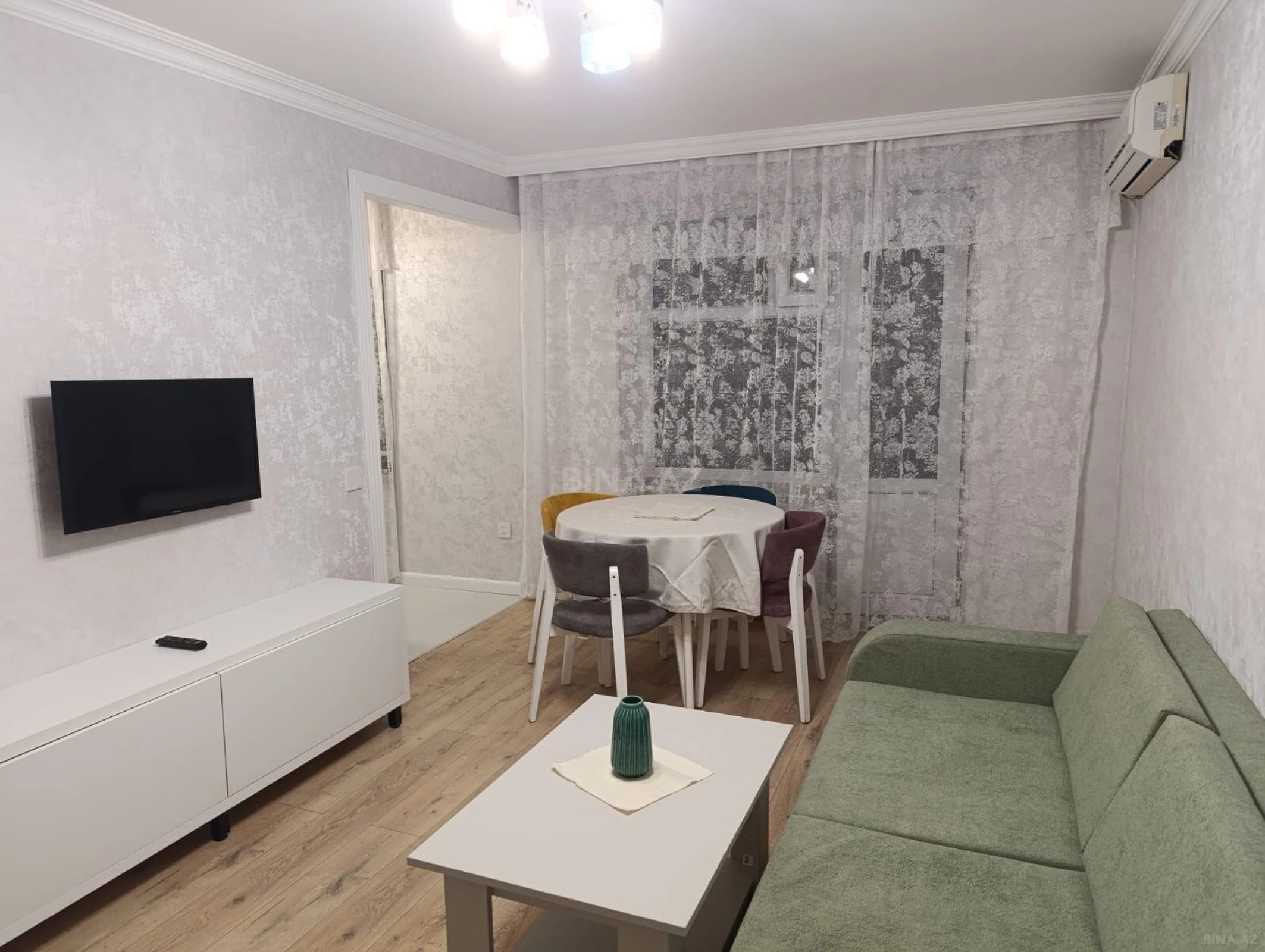 Kirayə verilir 2 otaqlı mənzil 55 m²