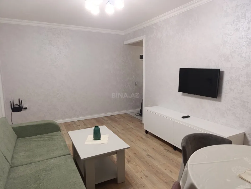 Kirayə verilir 2 otaqlı mənzil 55 m²
