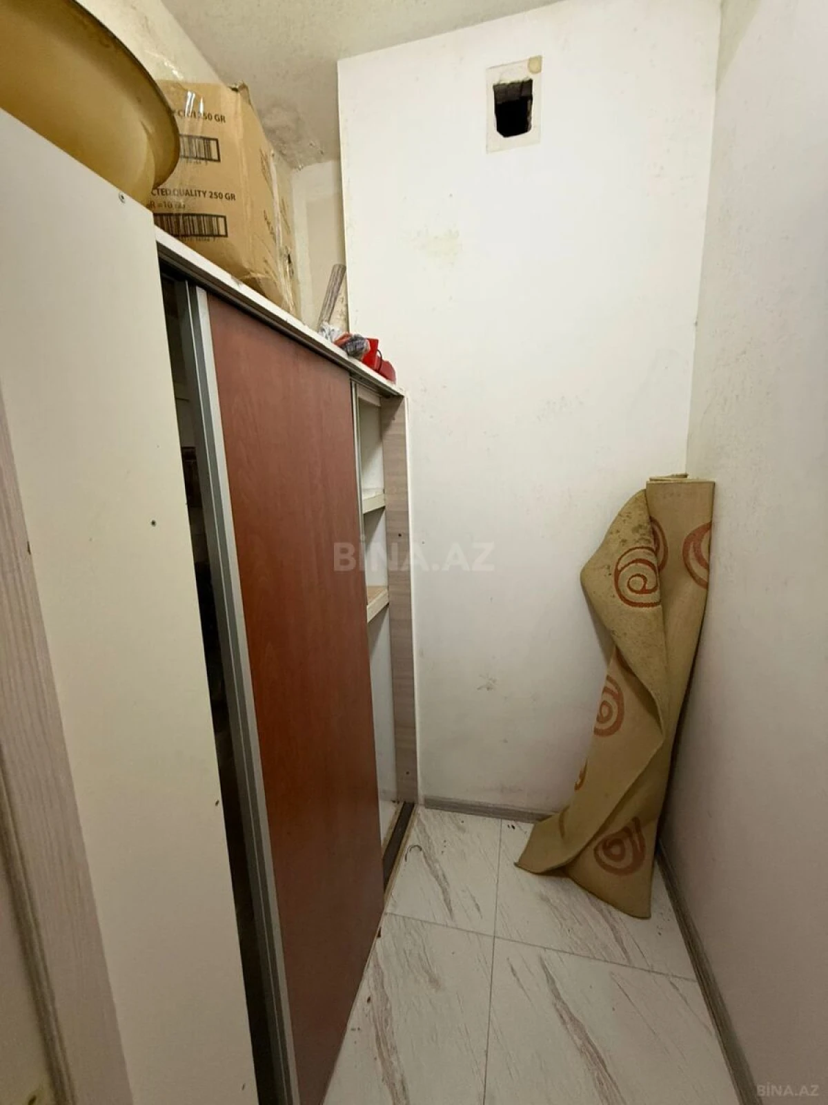 Satılır 2 otaqlı mənzil 77 m²