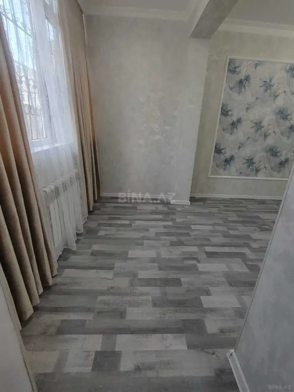 Satılır 3 otaqlı mənzil 76 m²