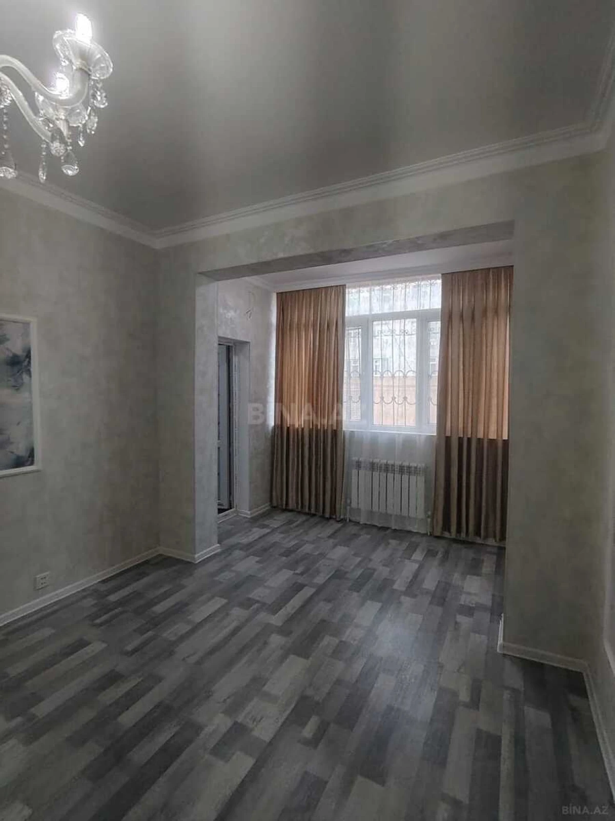 Satılır 3 otaqlı mənzil 76 m²