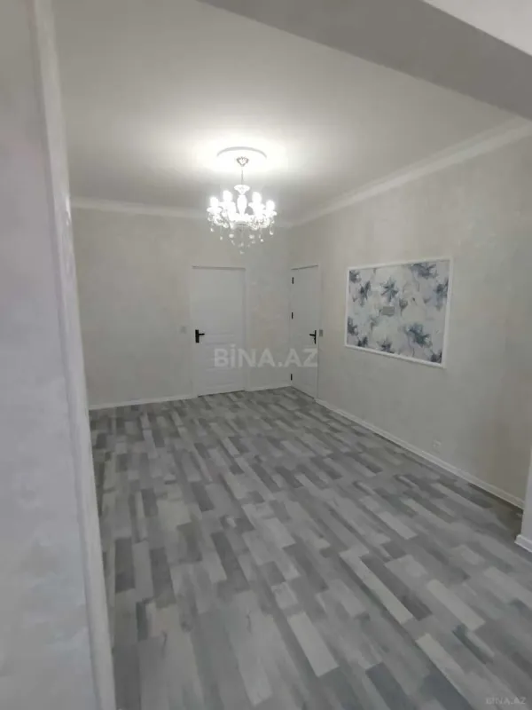 Satılır 3 otaqlı mənzil 76 m²