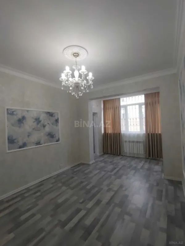 Satılır 3 otaqlı mənzil 76 m²