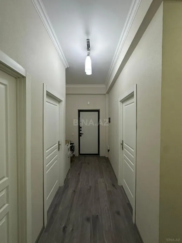 Satılır 3 otaqlı mənzil 83 m²