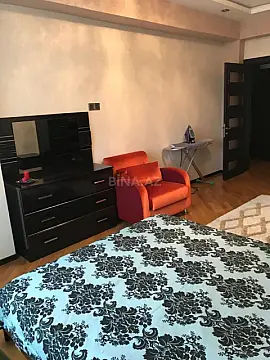 Satılır 2 otaqlı mənzil 95 m²
