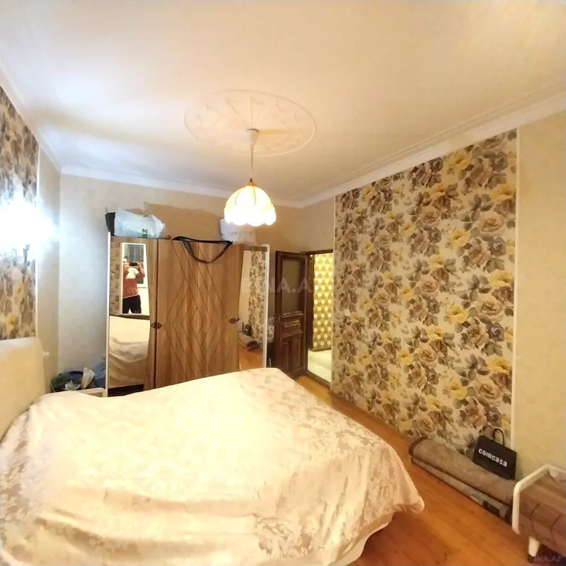 Satılır 3 otaqlı mənzil 90 m²