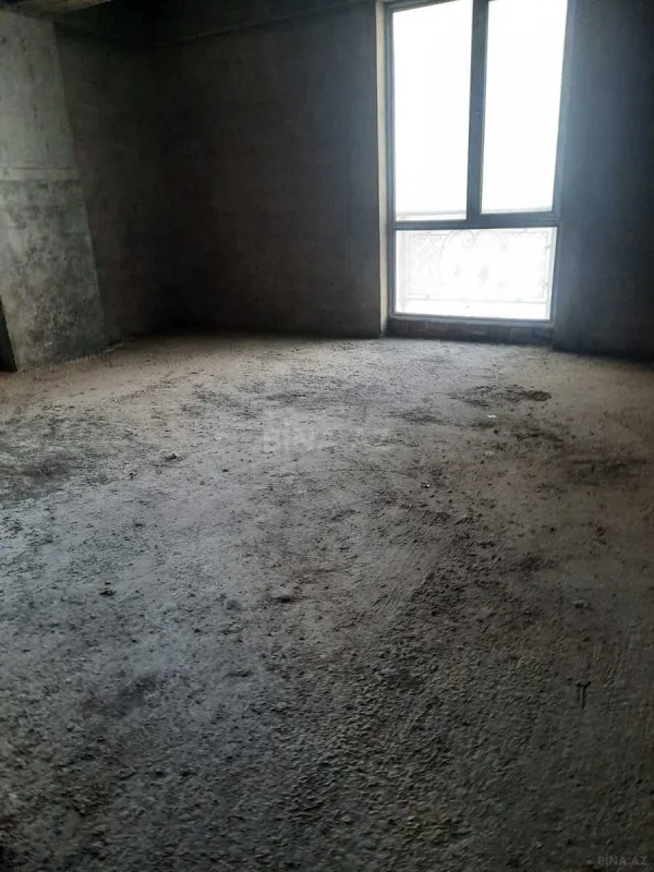 Satılır 2 otaqlı mənzil 96 m²