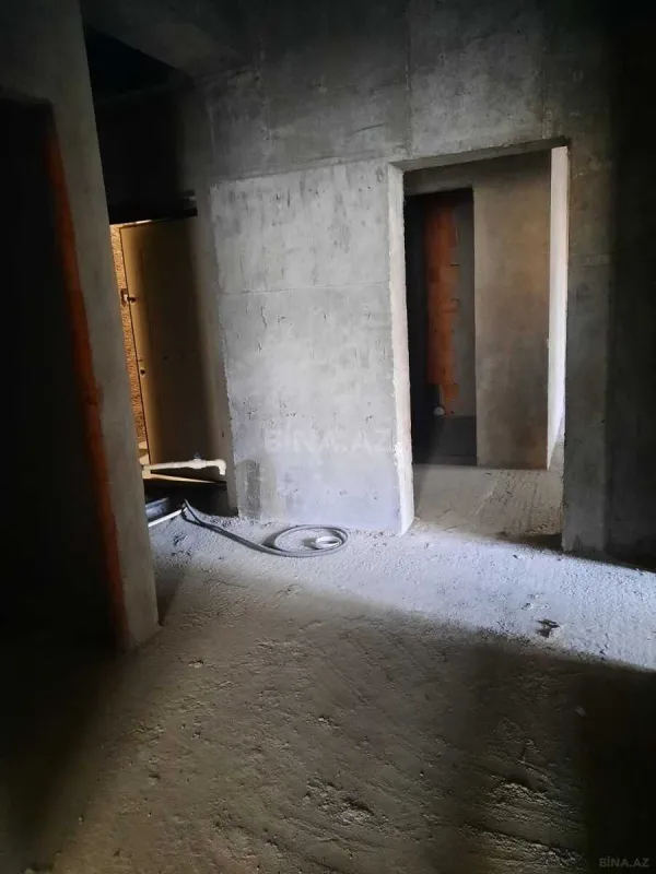 Satılır 2 otaqlı mənzil 96 m²