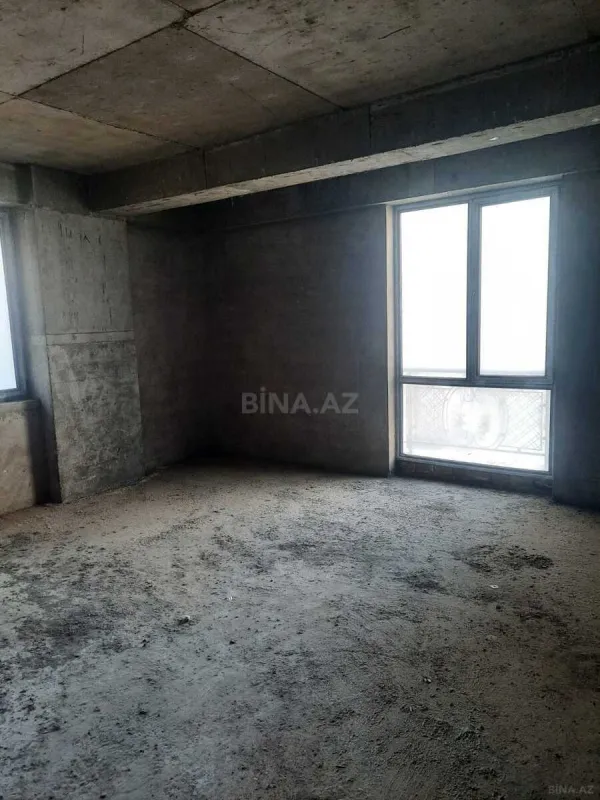 Satılır 2 otaqlı mənzil 96 m²