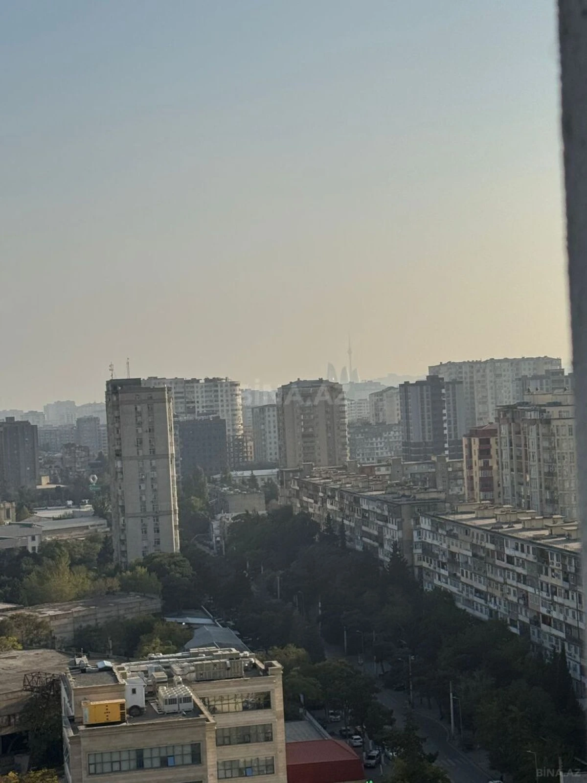 Satılır 4 otaqlı mənzil 155 m²