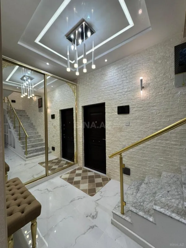 Satılır 4 otaqlı mənzil 170 m²