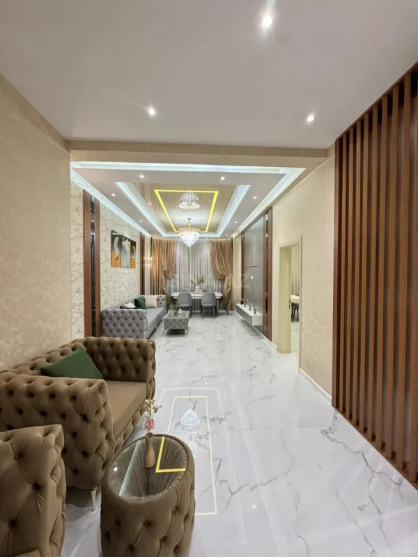 Satılır 4 otaqlı mənzil 170 m²