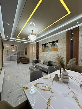 Satılır 4 otaqlı mənzil 170 m²