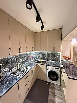 Satılır 2 otaqlı mənzil 63 m²