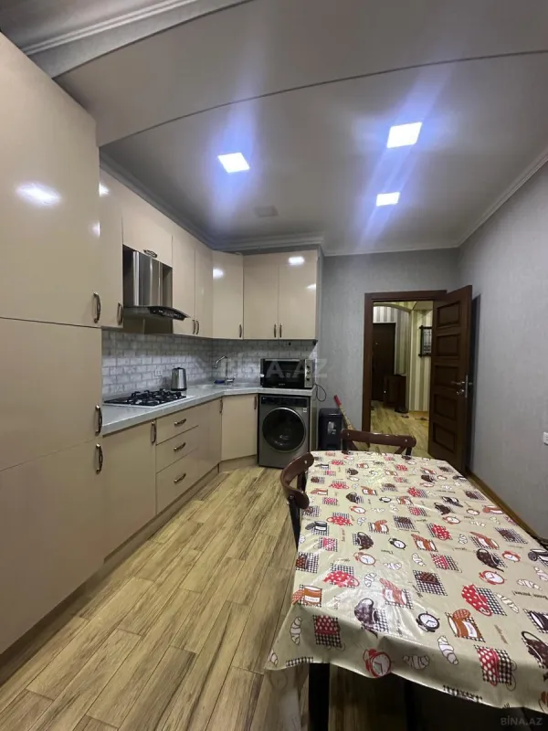 Satılır 2 otaqlı mənzil 80 m²