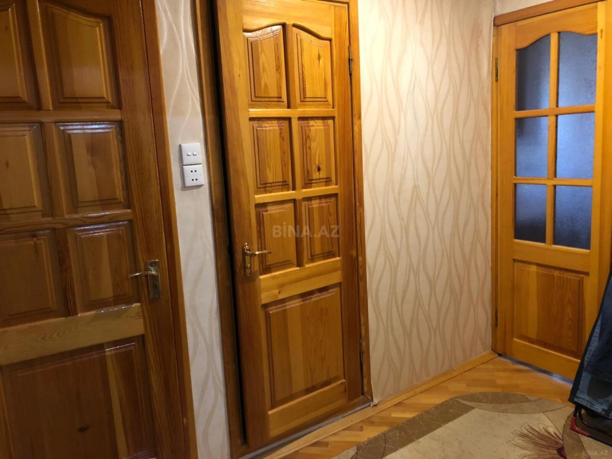 Satılır 2 otaqlı mənzil 70 m²