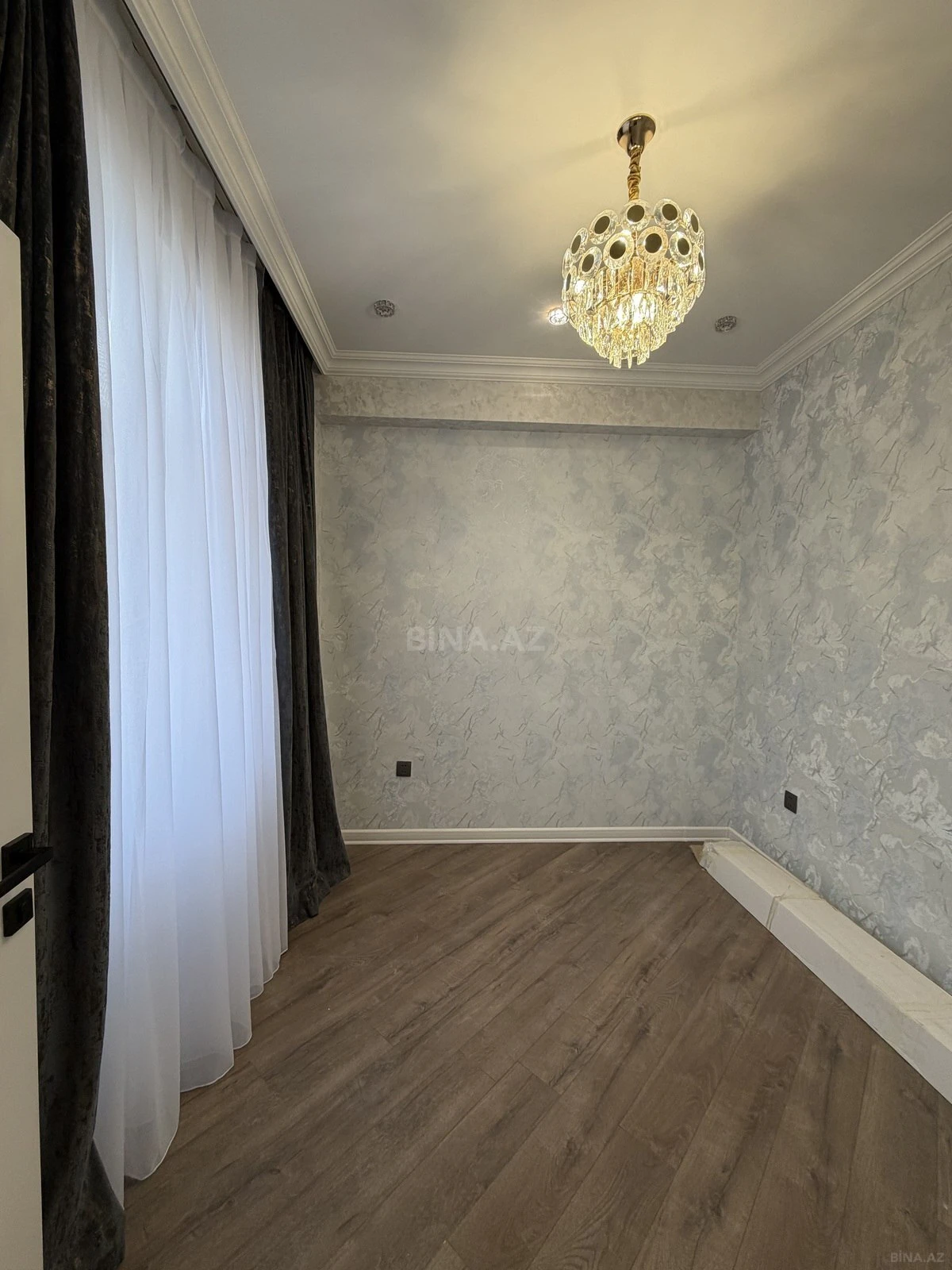 Satılır 2 otaqlı mənzil 54 m²
