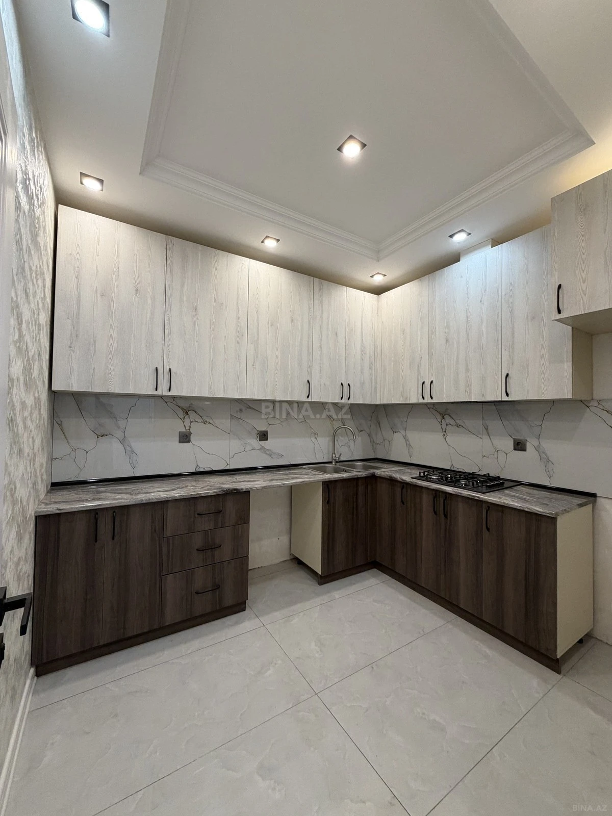 Satılır 2 otaqlı mənzil 54 m²