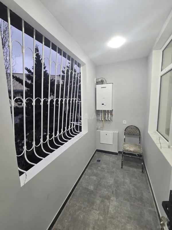 Satılır 2 otaqlı mənzil 70 m²