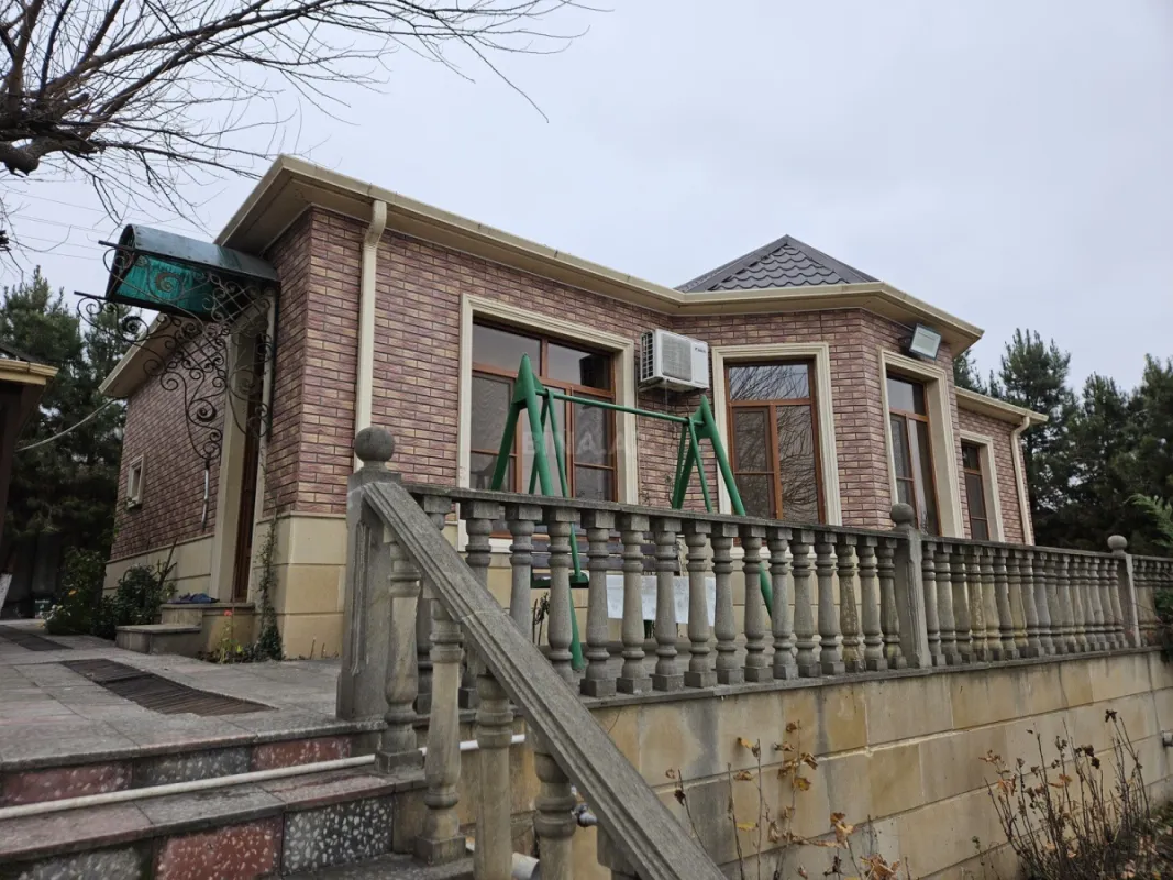 Satılır 4 otaqlı həyət evi 90 m²