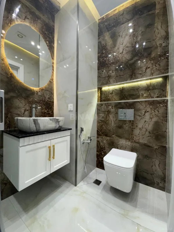 Satılır 3 otaqlı mənzil 105 m²