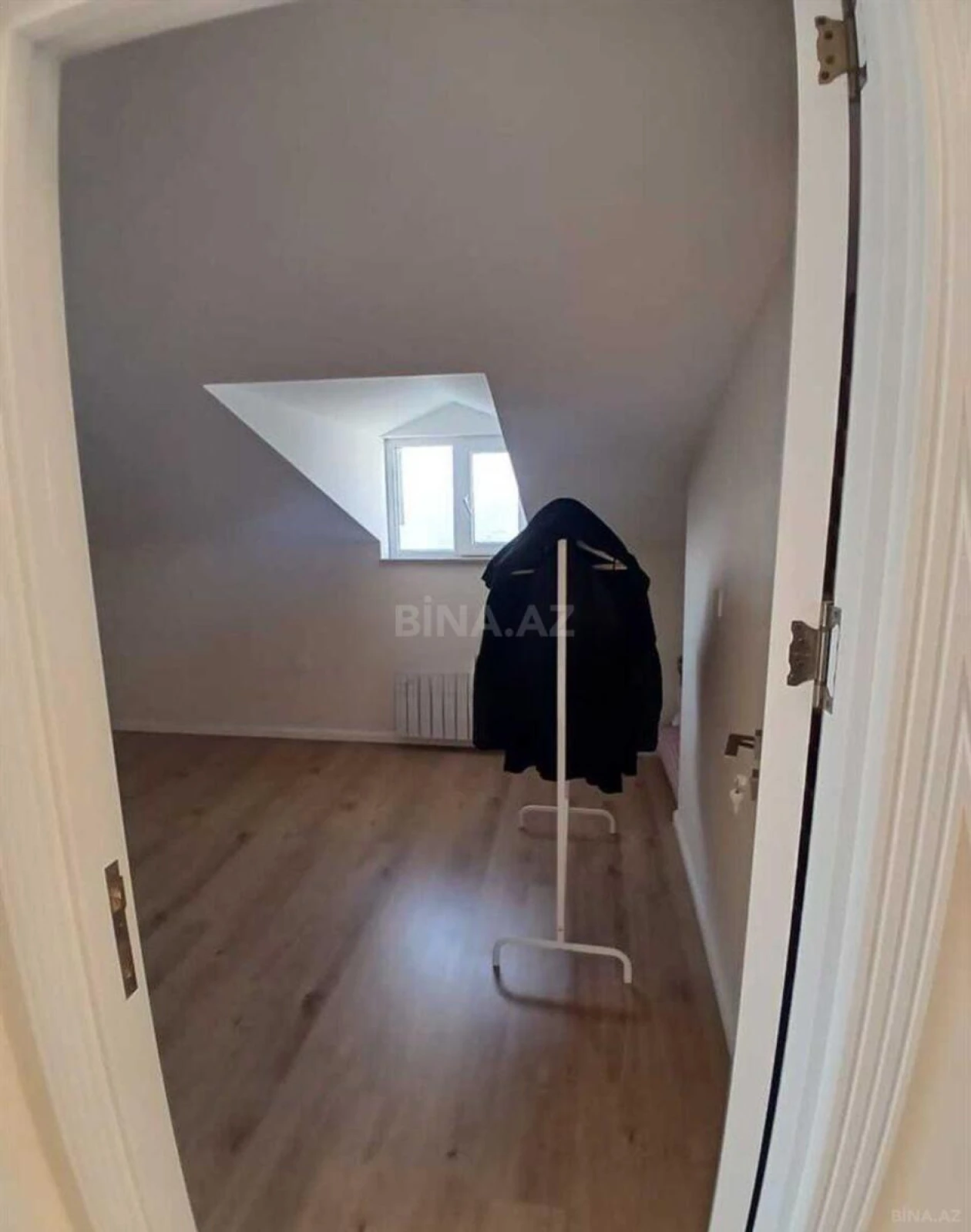 Satılır 3 otaqlı mənzil 75 m²