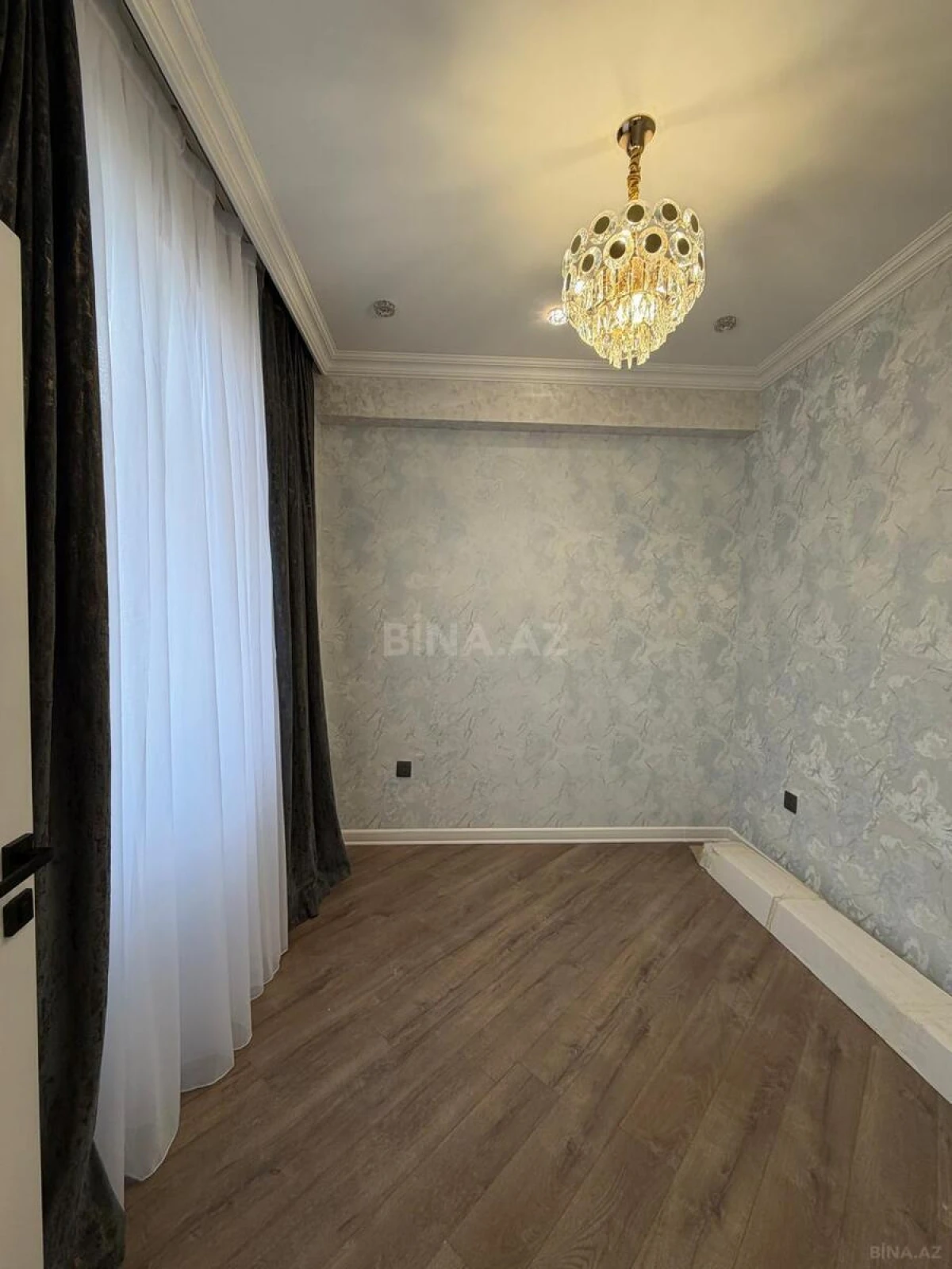 Satılır 2 otaqlı mənzil 54 m²