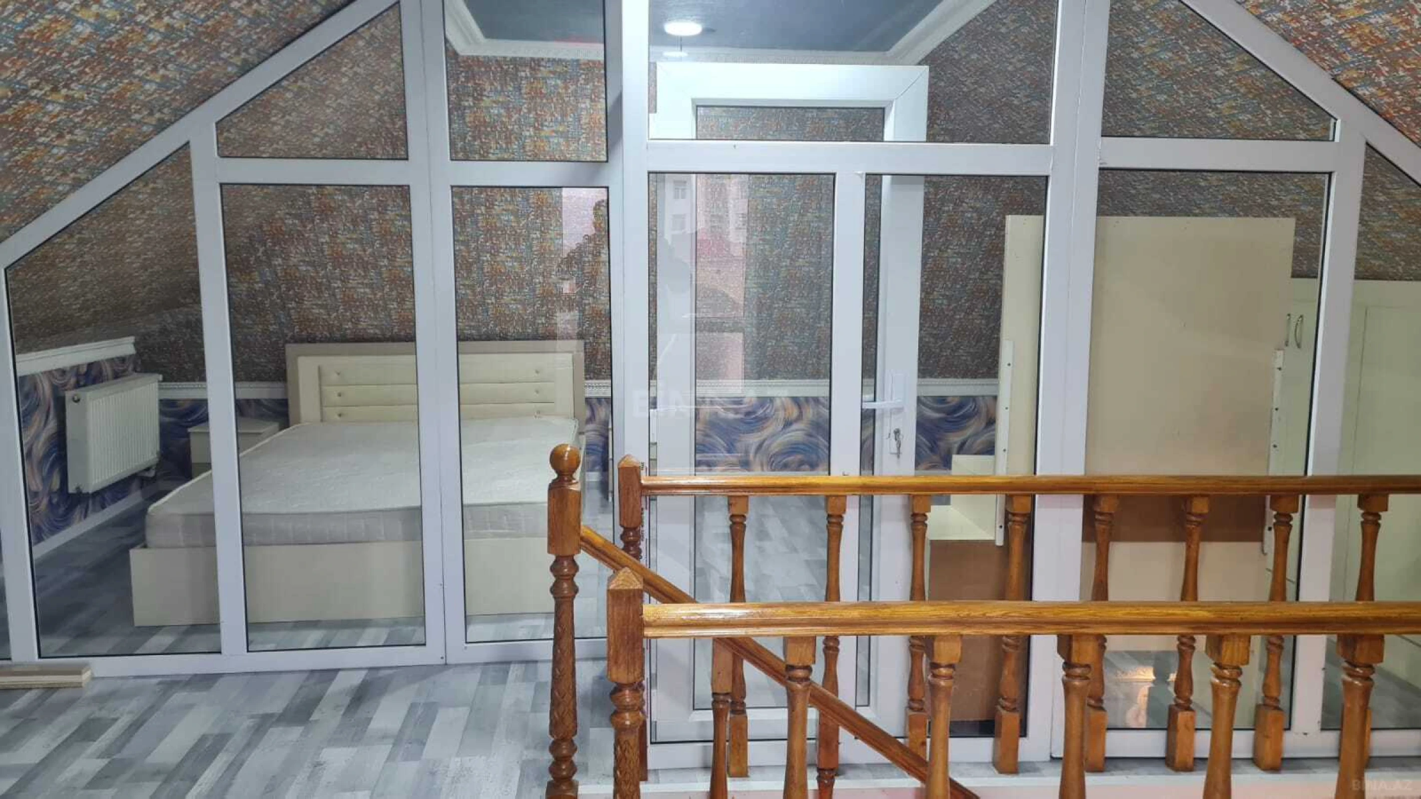 Satılır 3 otaqlı mənzil 110 m²