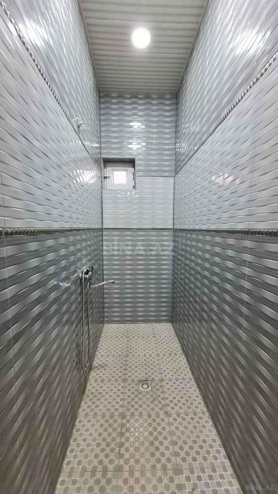 Satılır 3 otaqlı mənzil 110 m²