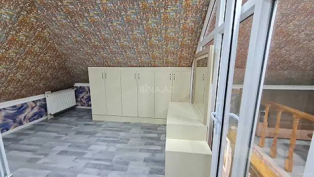 Satılır 3 otaqlı mənzil 110 m²