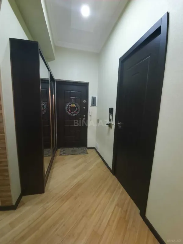 Satılır 2 otaqlı mənzil 63 m²