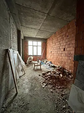 Satılır 3 otaqlı mənzil 161 m²