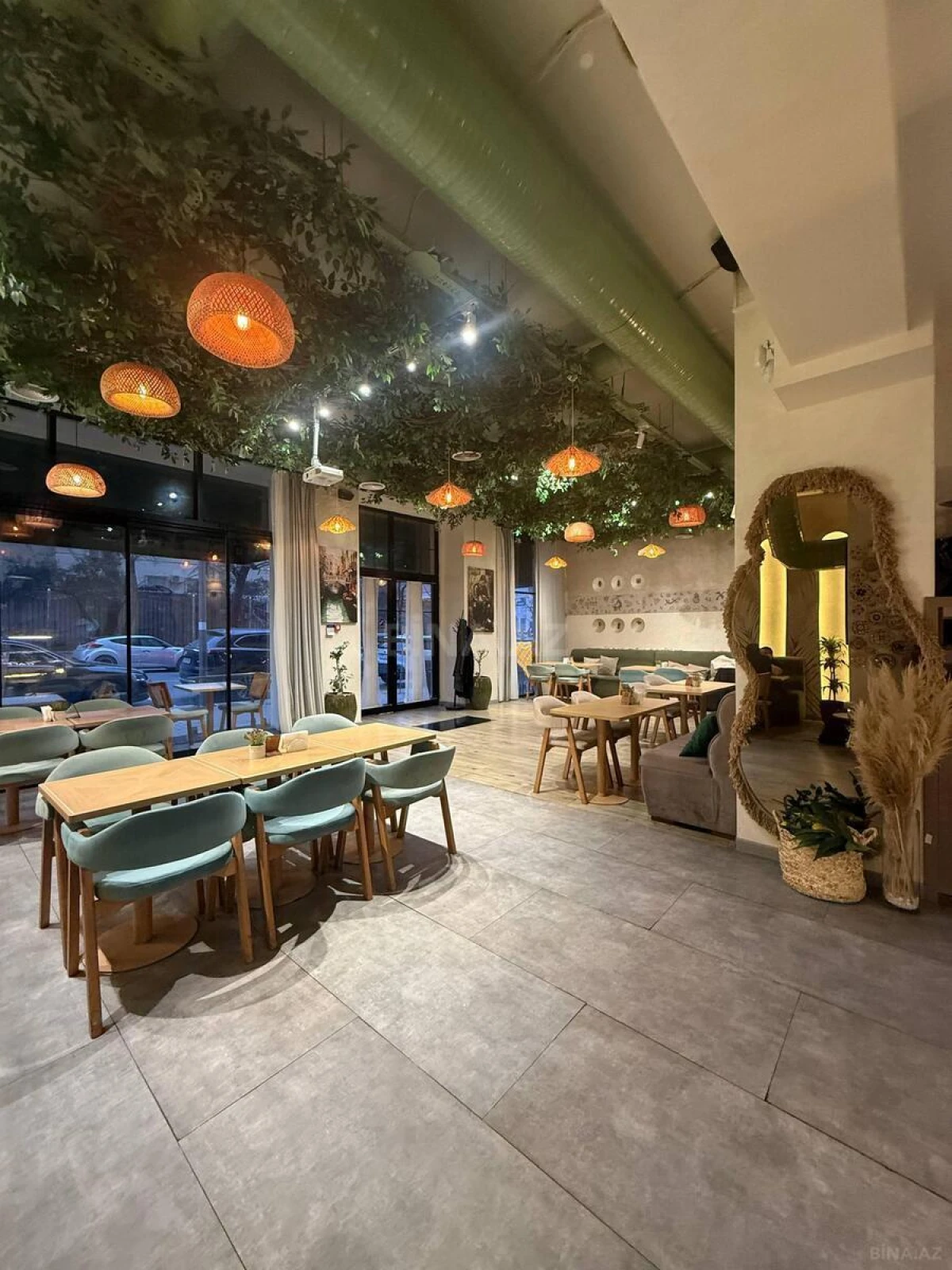 Kirayə verilir obyekt 185 m²