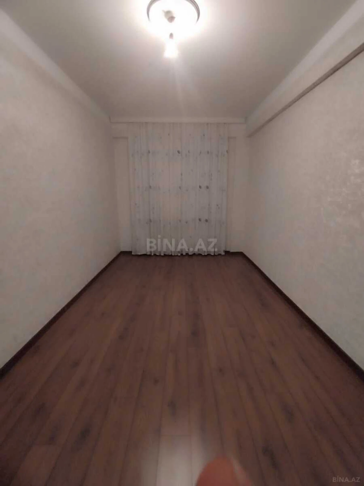 Kirayə verilir 3 otaqlı mənzil 103 m²