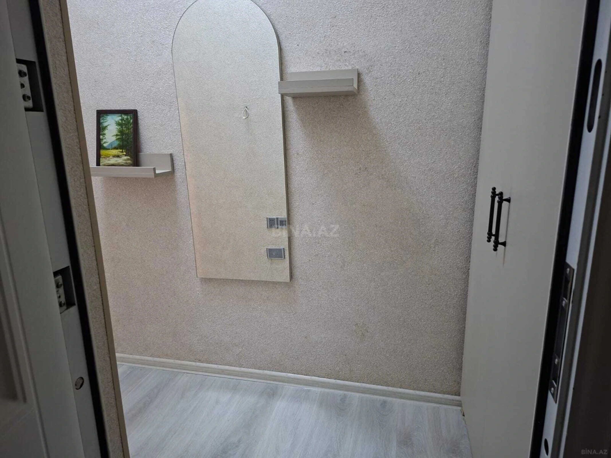 Kirayə verilir 2 otaqlı mənzil 70 m²