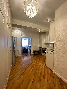 Satılır 2 otaqlı mənzil 72 m²