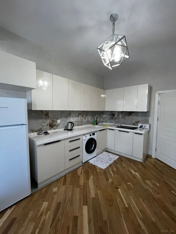 Kirayə verilir 2 otaqlı mənzil 60 m²