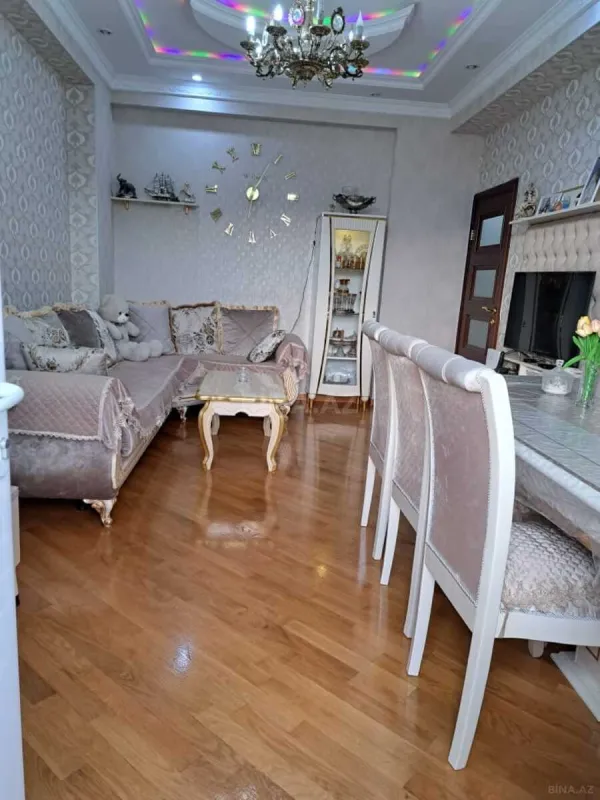 Satılır 3 otaqlı mənzil 92 m²