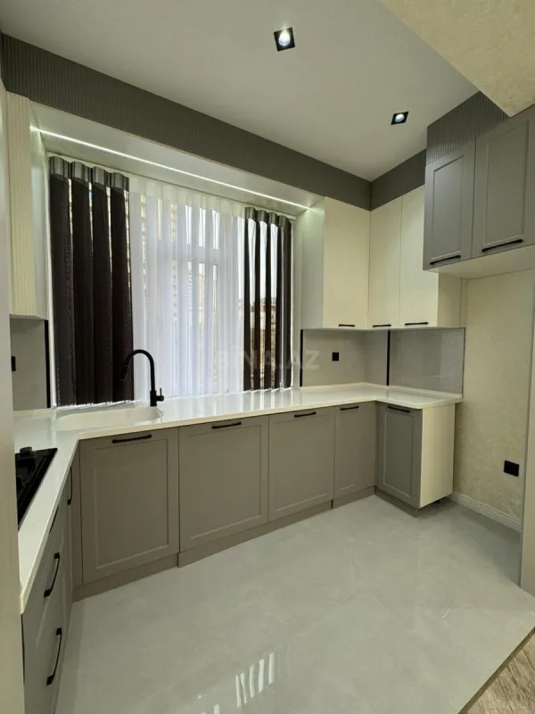 Satılır 3 otaqlı mənzil 88 m²