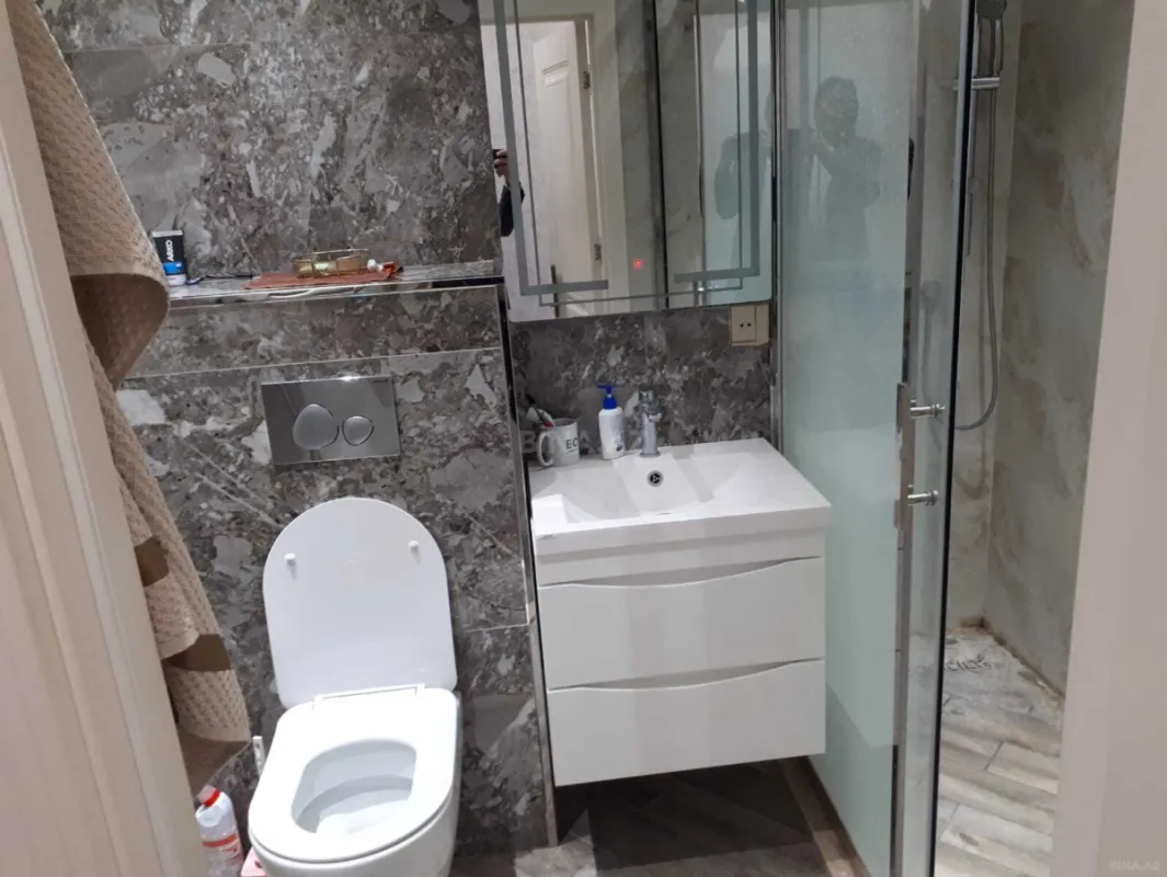 Kirayə verilir 2 otaqlı mənzil 60 m²