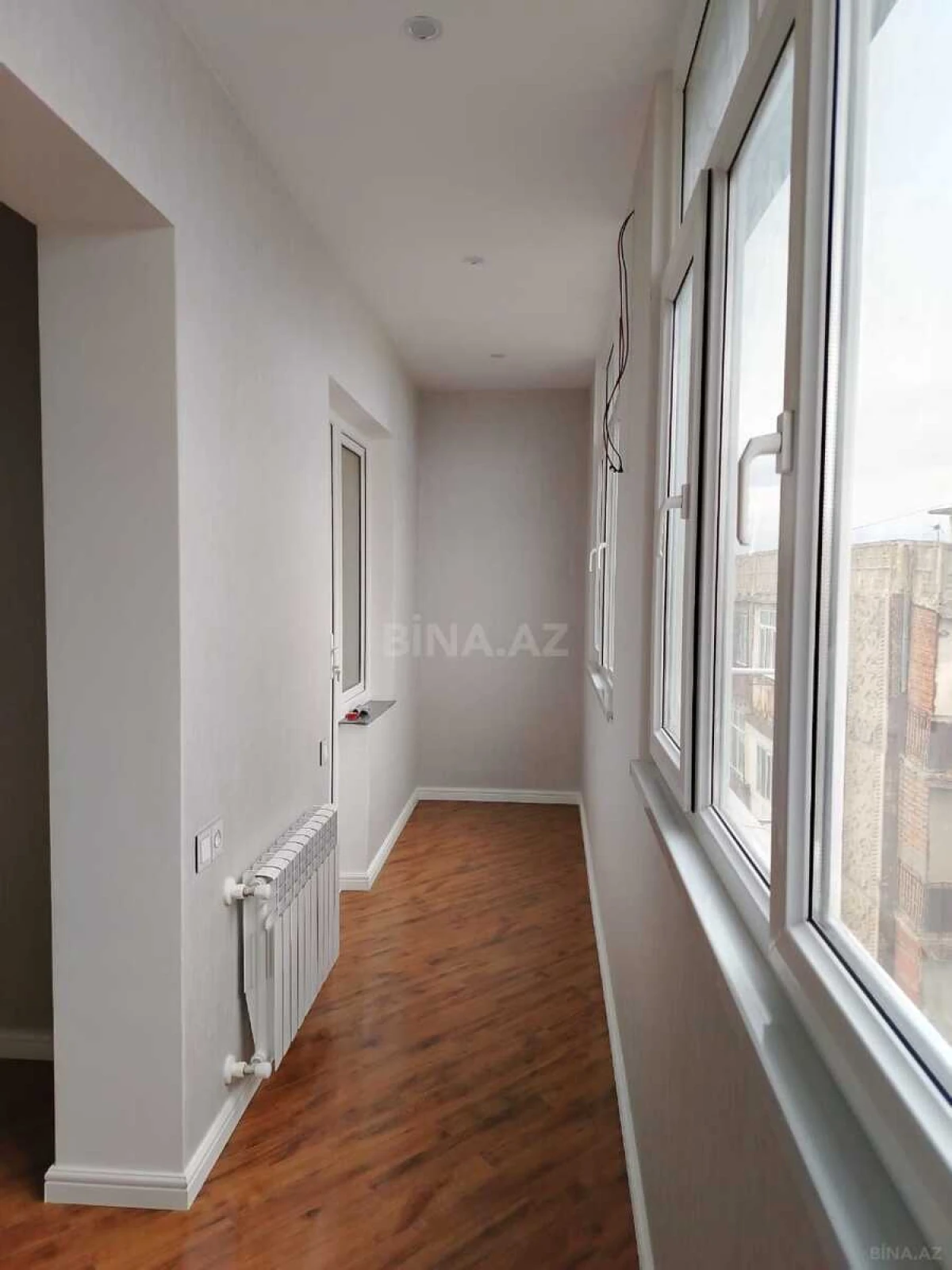 Satılır 2 otaqlı mənzil 60 m²