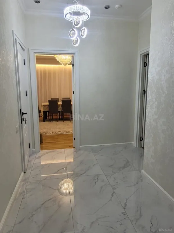 Kirayə verilir 2 otaqlı mənzil 75 m²