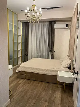 Kirayə verilir 2 otaqlı mənzil 65 m²