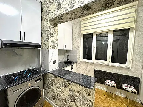 Satılır 3 otaqlı mənzil 72 m²