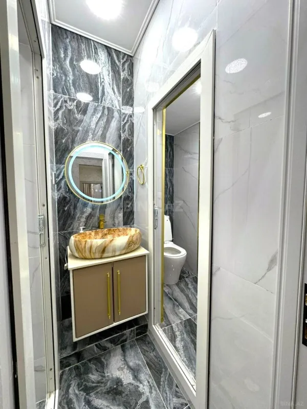 Satılır 3 otaqlı mənzil 72 m²